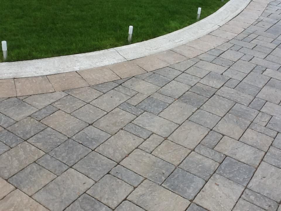 Interlock Driveway & Walkway